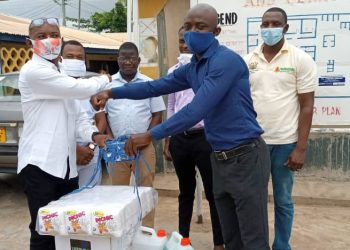 Sawla- NGO donates PPEs to maternity home clinic.