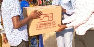 Bole-Bamboi NPP Parliamentary Candidate donates 3 sewing machines to seamstresses.