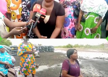 Women in charcoal business appeal to Chiefs for an extended date to clear their goods.