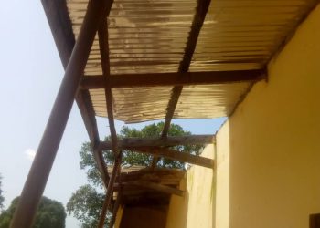 Assembly Member appeals for renovation of over 30-year-old classroom block at Chache.