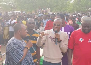 MP for Sawla-Tuna-Kalba donates to support 2022 Savannah football tournament.