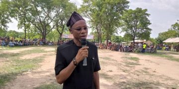 MP advises parents to support children’s education.