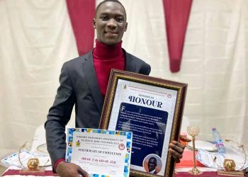 GLASA-KNUST honors Yagbon radio intern student.
