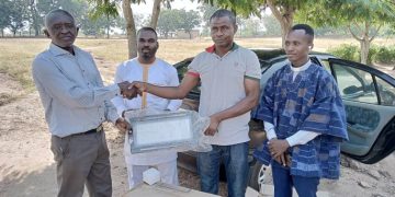 Yalwa Assemblyman donates 12 streetlights to aid fight against crime.