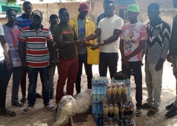 Mr Yahaya Mahama Amantana supports host of Bole District Juvenile Volleyball Gala.