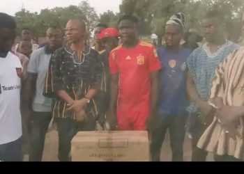 Sawla- Tuna-Kalba MP donates street lights to improve security.