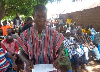 Mankpan Youth Association bares teeth at their Chief for not residing with them.