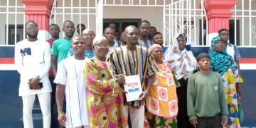 Bole-Bamboi NPP Primaries: Friends pick nomination form for Raphael Kumah Abolosom.