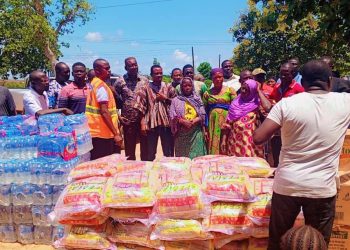 Bawumia Supports Buipe Flood Victims.