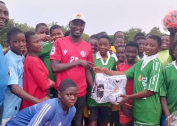 Sawla-Tuna-Kalba District Football Association Chairman Presents Tuna Saako Ladies S/C with Equipment.