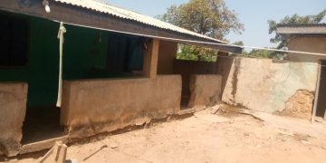 Bale: Teachers’ bungalow deteriorates due to poor maintenance.