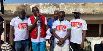 Over 100 NPP supporters defect to NDC in Sawla -Tuna-Kalba.