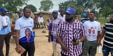 Bole: Raphael Kumah Abolasom begins door-to-door campaign.