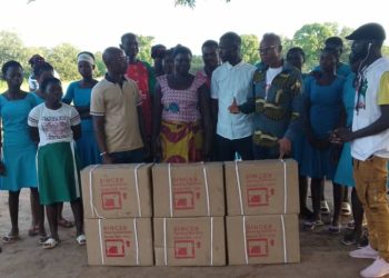 Sawla -Tuna-Kalba MP donates Sewing Machines to youth-in-apprenticeship.