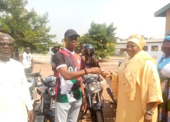 Yusif Sulemana donates 6 motorbikes to Bole Health Directorate.