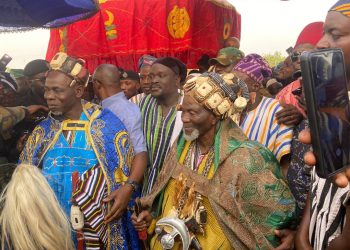 Yaa Naa embarks on a historic visit to Jakpa Palace.