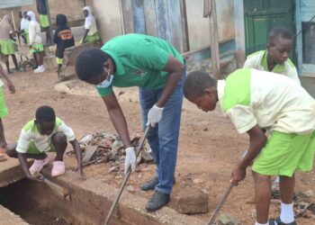 Pentecost Church in Mandari embarks on a clean -up exercise.