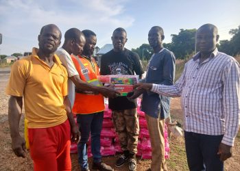 BOLE DCE With NADMO Continue To Donate Relief Items To Affected Communities involved in Gbinyiri Conflict.
