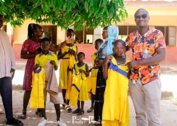 Pusher FC CEO Supports Needy Pupils in Bole District.