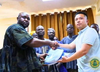 Savannah Regional Minister Signs Contracts for 24 Hours Economy Markets Across the Region.