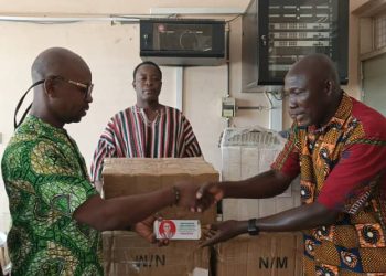 Sawla -Tuna- Kalba MP donates math sets to BECE candidates.