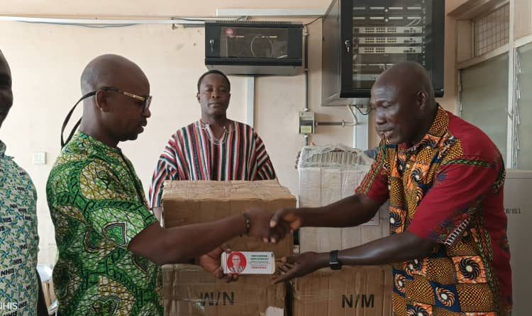 Sawla -Tuna- Kalba MP donates math sets to BECE candidates.