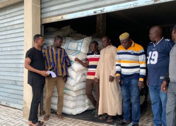 Hon.Andrew Dari Chiwitey secures 3,000 bags of fertiliser for Sawla -Tuna- Kalba farmers.