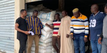 Hon.Andrew Dari Chiwitey secures 3,000 bags of fertiliser for Sawla -Tuna- Kalba farmers.